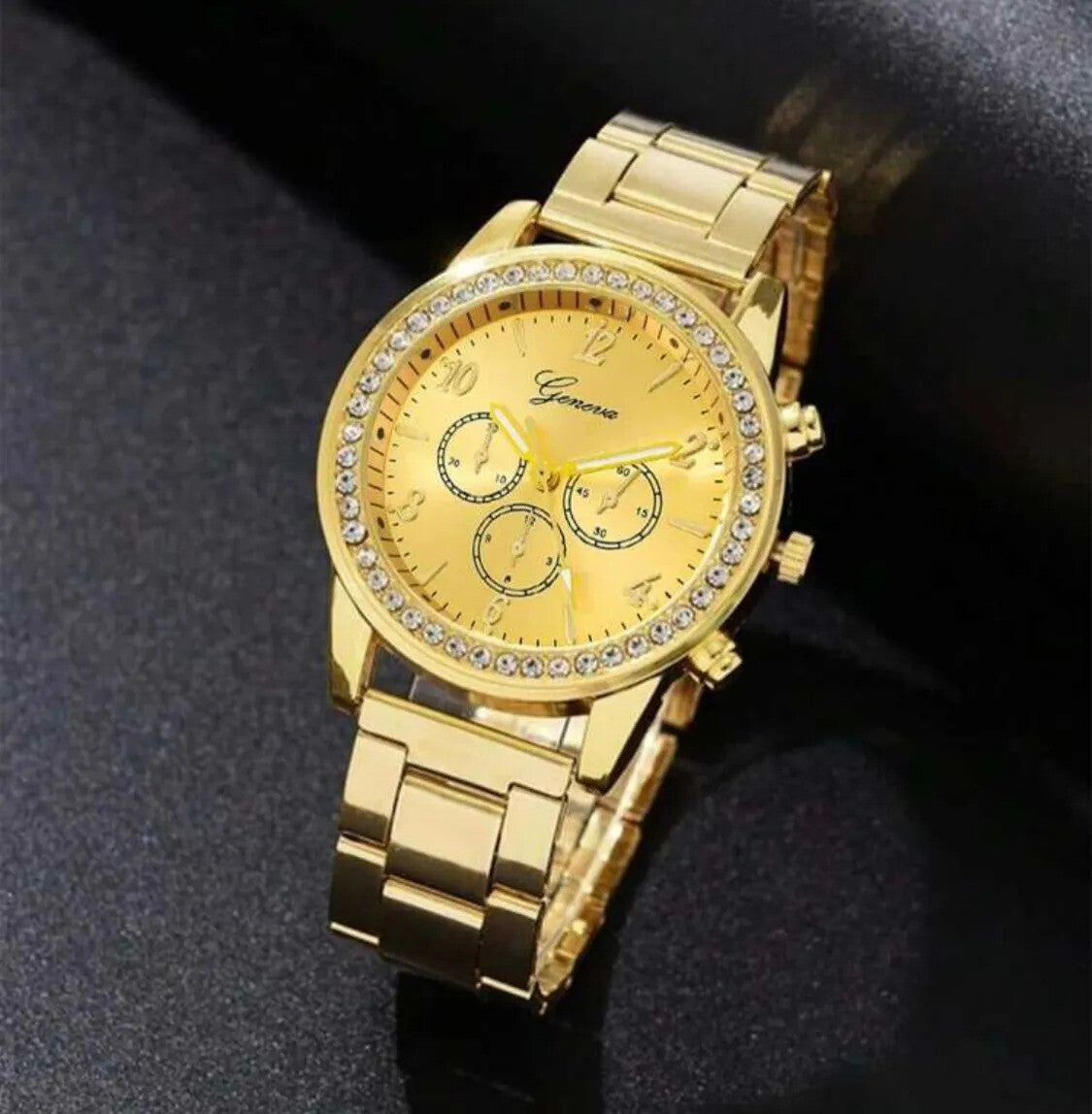Women Crystal Diamante Quartz Ladies Wrist Watch Fashion Rhinestone Watches Gift