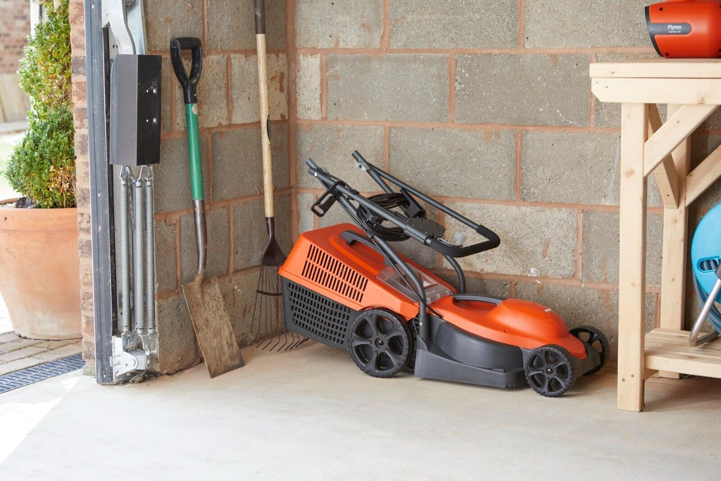 Flymo SimpliMow 320V Electric Wheeled Lawnmower - Silver Grade
