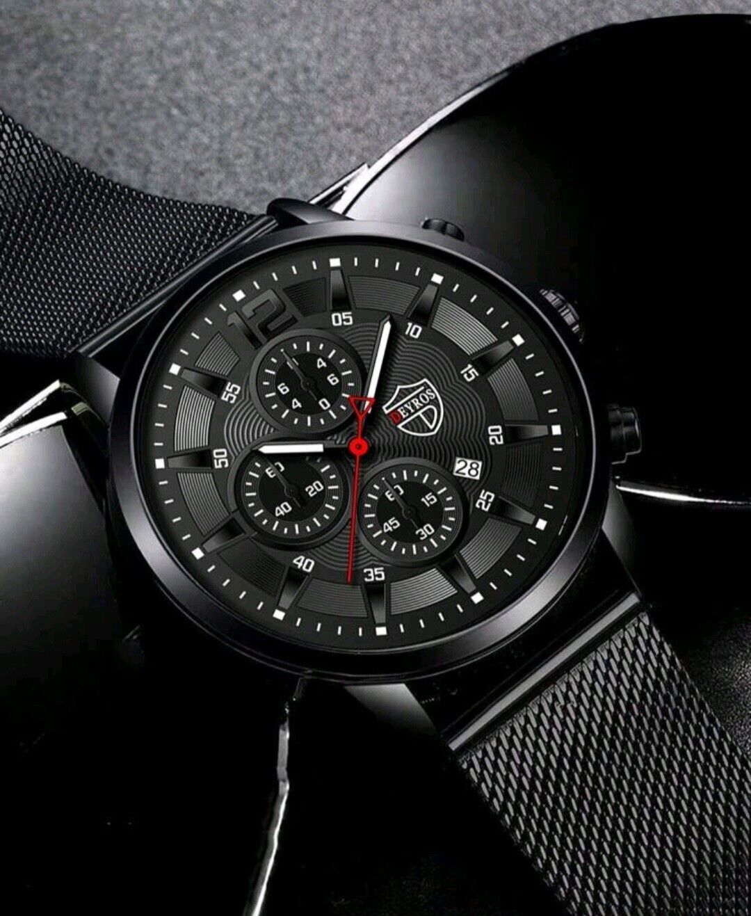 Men's Luxury Water Resistant Watch with Mesh Strap Black White Red Quartz UK