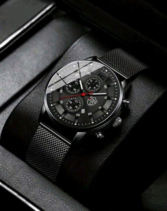 Men's Luxury Water Resistant Watch with Mesh Strap Black White Red Quartz UK