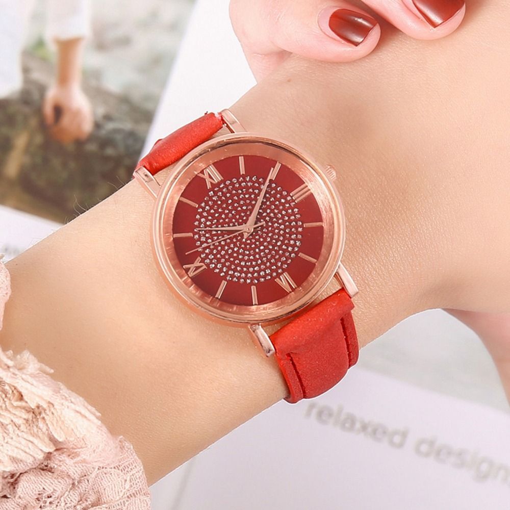Waterproof Round Dial Wristwatch Casual Exquisite Ladies Watch Quartz Watch