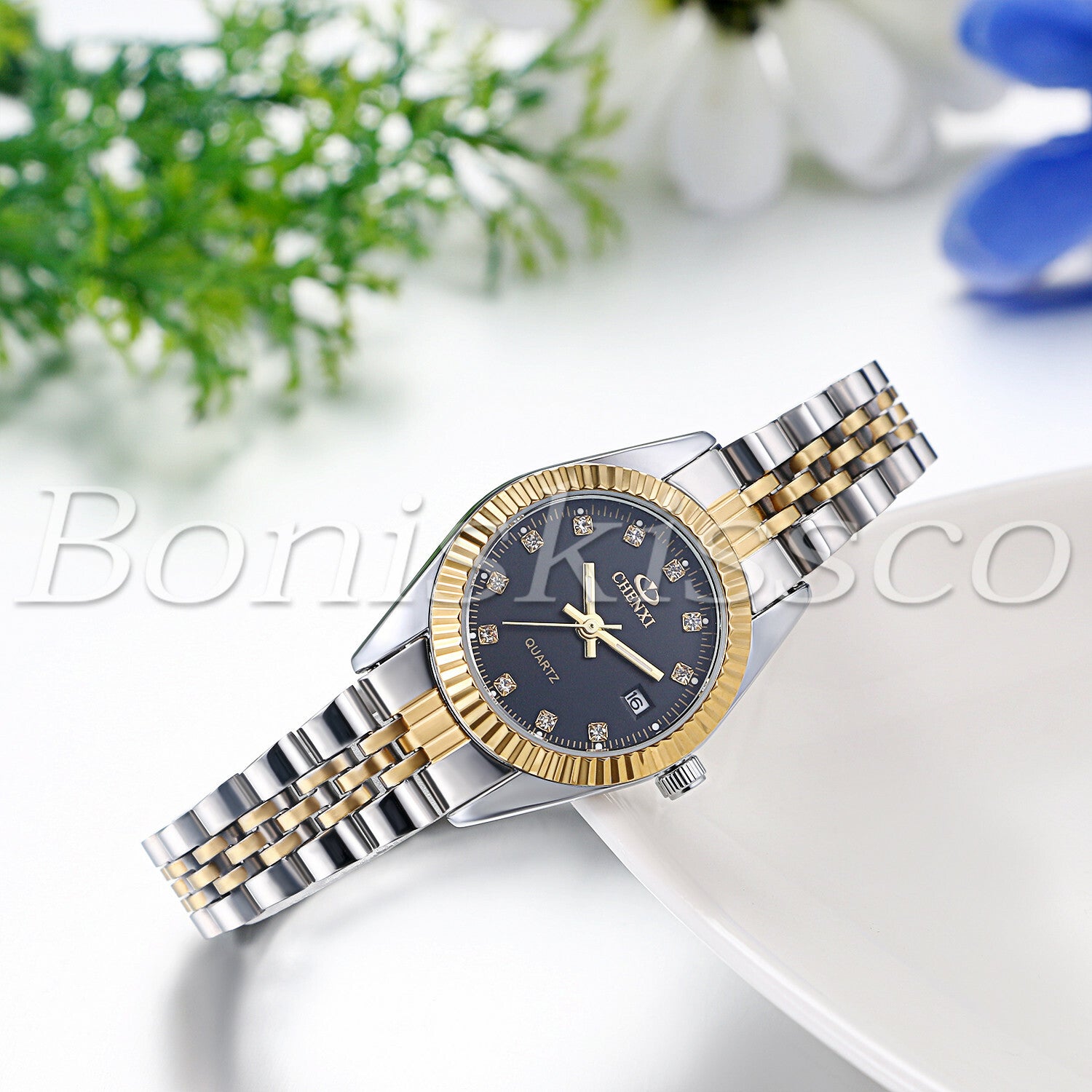 Men's Women's Luxury Luminous Rhinestone Stainless Steel Wristband Couples Watch