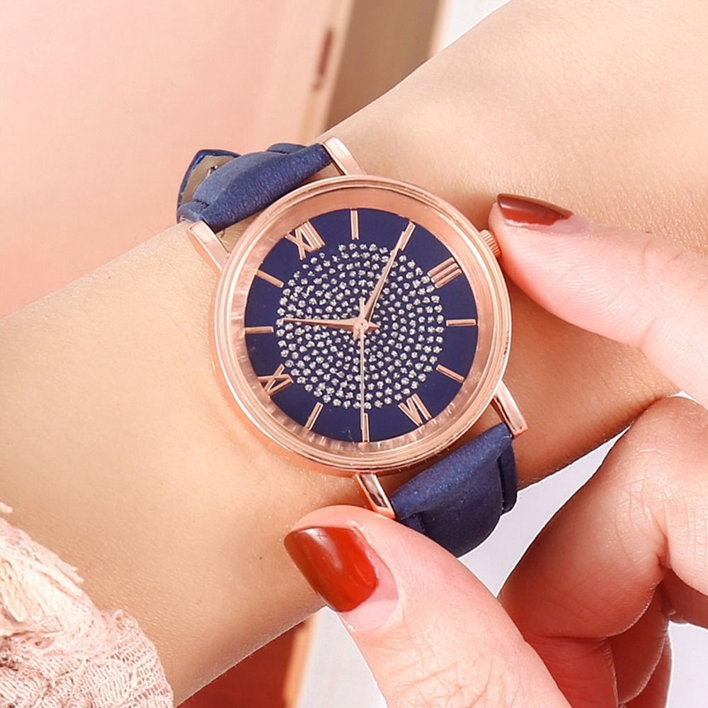 Waterproof Round Dial Wristwatch Casual Exquisite Ladies Watch Quartz Watch